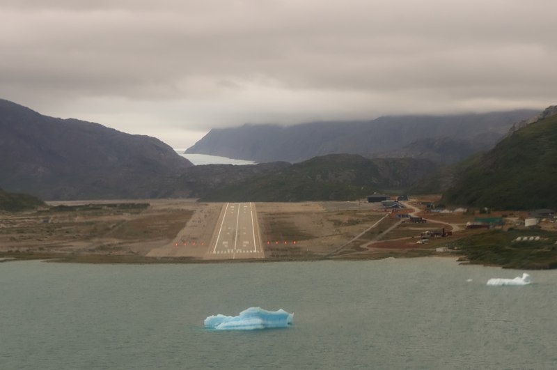 082613 Iceberg on final to Narsarsuaq